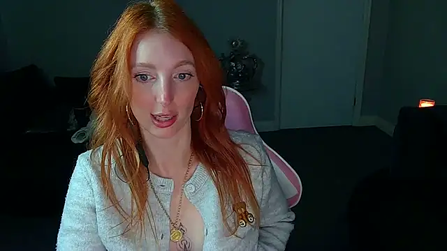 Red firesquirt online show from March 18, 2025, 9:43 pm