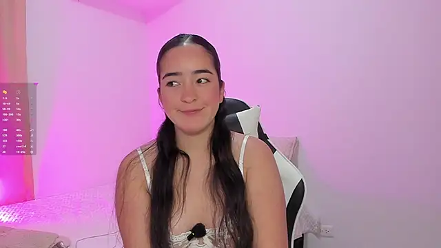 soyamandaa  online show from October 24, 2025, 11:15 pm