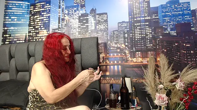 Snapshot of Lucy_mature8 chatting on July 28, 2026, 12:40 am Lucy mature8 online show from July 28, 2026, 12:40 am