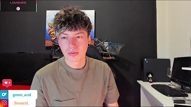 Green acid01 online show from September 14, 2025, 9:59 pm