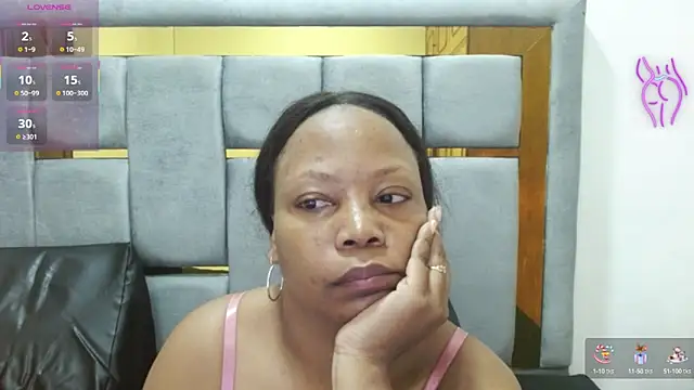 Snapshot of Cholatin chatting on September 27, 2025, 11:38 am Cholatin online show from September 27, 2025, 11:38 am