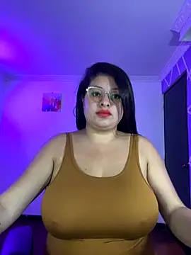 MiiaaJoness online show from November 21, 2025, 2:38 pm