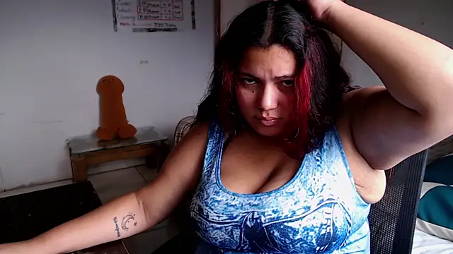 girl milk2 online show from April 13, 2026, 3:49 pm