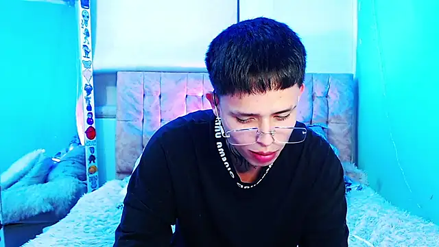  justinmoon2 online show from May 26, 2026, 4:43 am