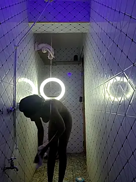 Snapshot of Enkarxx chatting on February 19, 2025, 7:37 pm Enkarxx online show from February 19, 2025, 7:37 pm