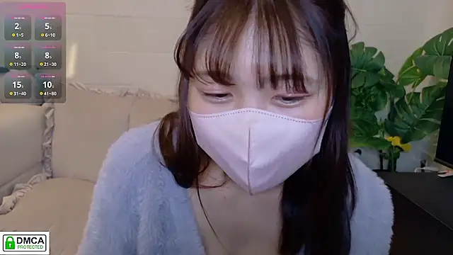 SUZU  online show from April 17, 2026, 9:39 pm