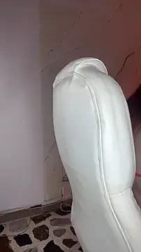 NiickyJones online show from March 23, 2026, 6:13 am