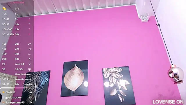 Snapshot of littlee_emilyy_ chatting on March 22, 2025, 2:48 am littlee emilyy online show from March 22, 2025, 2:48 am