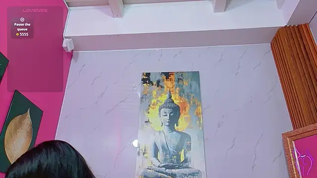 littlee emilyy  online show from July 11, 2026, 1:11 pm