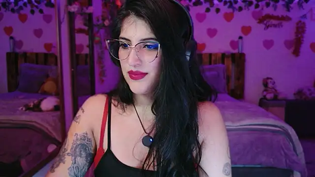 azahar  ziiz online show from March 27, 2026, 2:09 am