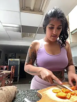 azahar  ziiz online show from March 2, 2026, 5:31 pm