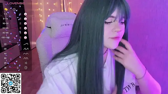 SelenaCute online show from March 26, 2026, 5:39 am