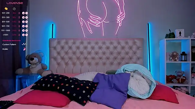 Jess Lui online show from March 23, 2025, 4:05 am