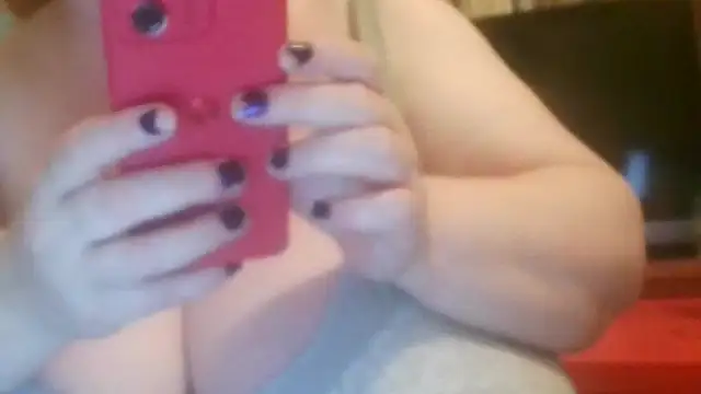 Snapshot of Nataliesbestjuggs chatting on July 3, 2026, 8:37 pm Nataliesbestjuggs online show from July 3, 2026, 8:37 pm