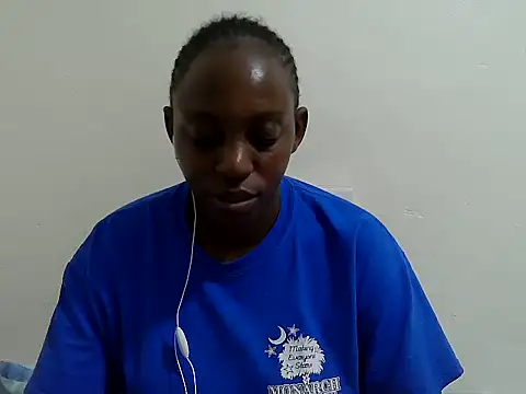 lizbela1 online show from February 18, 2026, 8:27 pm