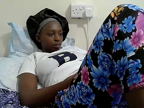 lizbela1 online show from April 2, 2026, 3:41 pm