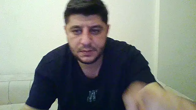 erkekkkadam online show from February 4, 2026, 6:58 pm