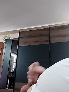 Snapshot of General1291 chatting on December 6, 2024, 5:17 pm General1291 online show from December 6, 2024, 5:17 pm