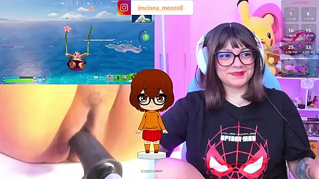 Snapshot of cinna_monroll chatting on February 3, 2026, 2:53 am cinna monroll online show from February 3, 2026, 2:53 am