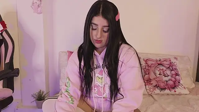  Linoshka 1 online show from December 18, 2025, 9:07 pm