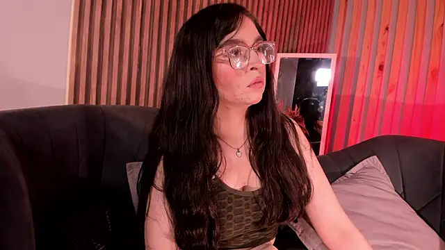 Eva Macalliter online show from April 1, 2026, 3:19 am