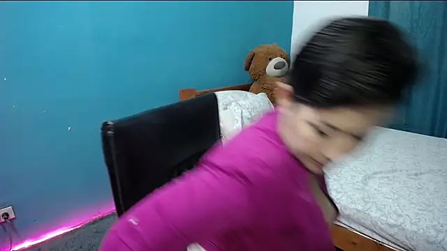 Snapshot of Sunny_rayz_ chatting on March 7, 2025, 12:12 pm Sunny rayz online show from March 7, 2025, 12:12 pm