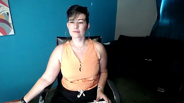 Sunny rayz  online show from July 6, 2026, 3:03 pm