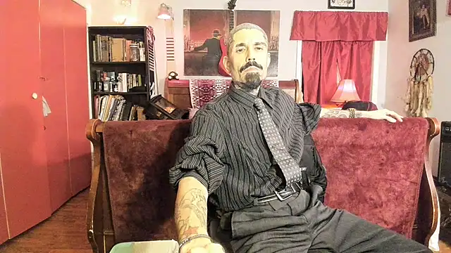 Snapshot of RoosterWabbit chatting on January 31, 2025, 6:02 am RoosterWabbit online show from January 31, 2025, 6:02 am