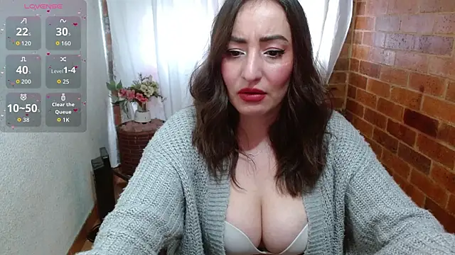 rashellroses22 online show from December 2, 2025, 7:15 pm