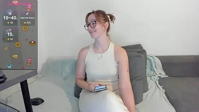 Snapshot of samarakayako chatting on September 28, 2025, 5:31 pm samarakayako online show from September 28, 2025, 5:31 pm