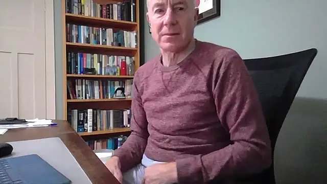 jiggy77777 online show from February 11, 2026, 10:42 pm