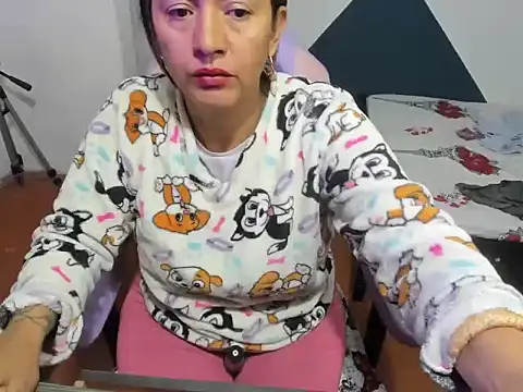 daleska ayala 1 online show from October 30, 2025, 1:37 am