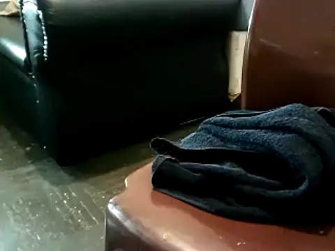 Snapshot of Yardie_bone chatting on January 16, 2025, 7:49 am Yardie bone online show from January 16, 2025, 7:49 am