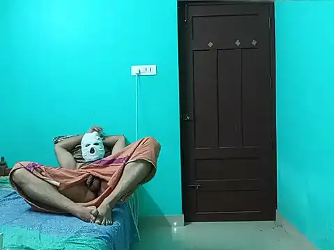 Snapshot of Sultryandrews chatting on December 11, 2024, 2:11 pm Sultryandrews online show from December 11, 2024, 2:11 pm