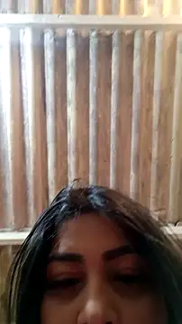 ViolettAndCandy online show from September 29, 2025, 2:12 pm