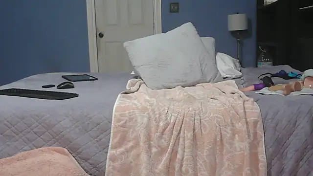 Snapshot of NinasRu chatting on January 26, 2025, 8:03 am NinasRu online show from January 26, 2025, 8:03 am