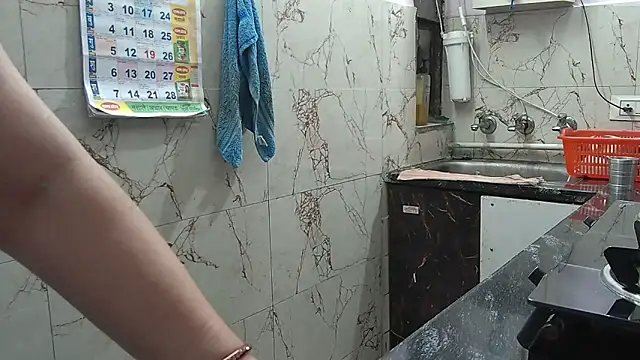 bhabhisexxy 880 online show from February 8, 2026, 2:31 am