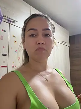 Danielavegax online show from April 10, 2026, 1:12 am