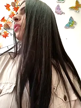 Snapshot of Astrid-- chatting on January 3, 2025, 8:11 pm Astrid-- online show from January 3, 2025, 8:11 pm