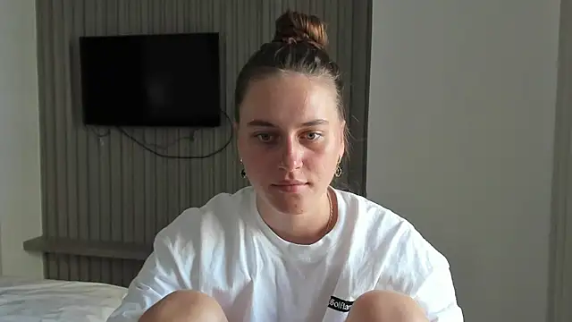 Snapshot of HarleyDeess chatting on February 23, 2026, 3:08 am HarleyDeess online show from February 23, 2026, 3:08 am