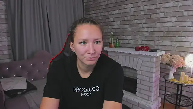 SarahCoksss online show from October 22, 2025, 12:32 am