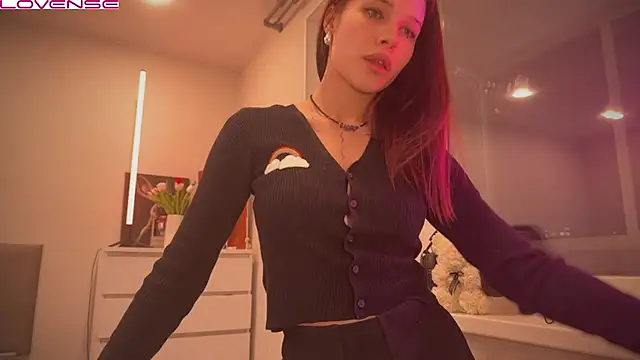 YourOblivion online show from February 16, 2025, 5:26 pm