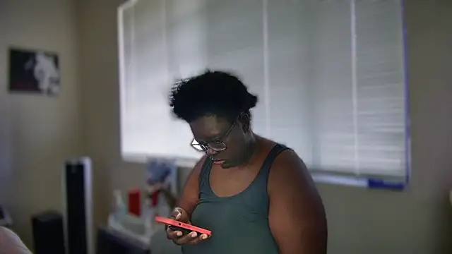 Yagurl  west online show from March 3, 2025, 12:01 am