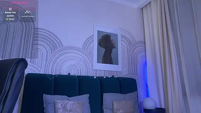 viviann evans online show from November 29, 2025, 12:00 am