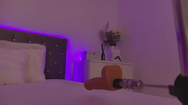 MissyJ online show from December 4, 2024, 1:58 pm