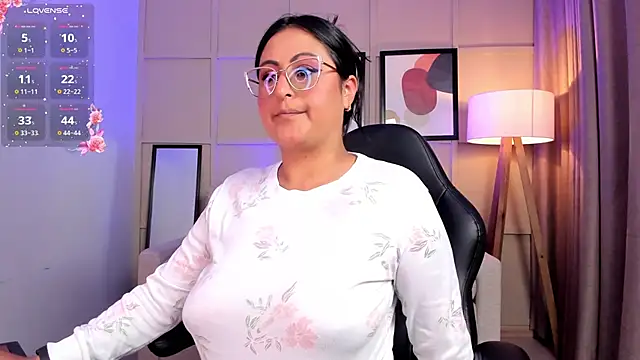 Amber gold  online show from December 14, 2025, 3:57 am