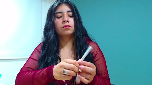 danna- roouss online show from September 18, 2025, 1:30 am