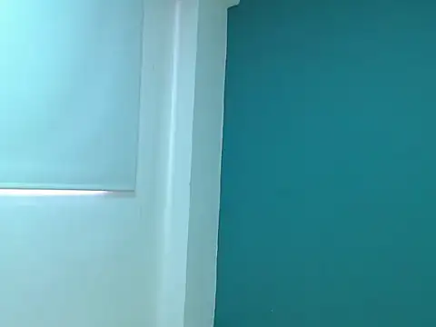 danna- roouss online show from November 11, 2025, 9:20 pm