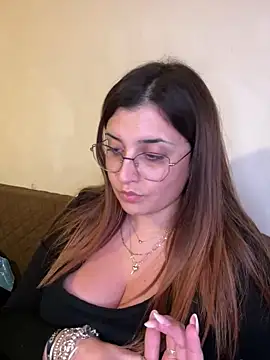 Novababy18 online show from January 25, 2025, 2:26 am