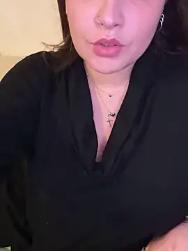 Novababy18 online show from February 6, 2025, 1:54 pm